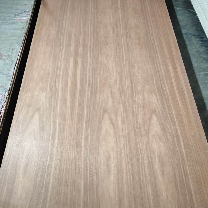 Birch Plywood, Construction-grade Quality, Poplar, CE Standard, Multiple Thicknesses: 9mm, 12mm, 15mm, 18mm